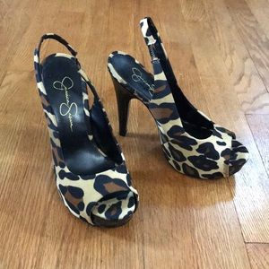 EUC Jessica Simpson cheetah peeptoe heels